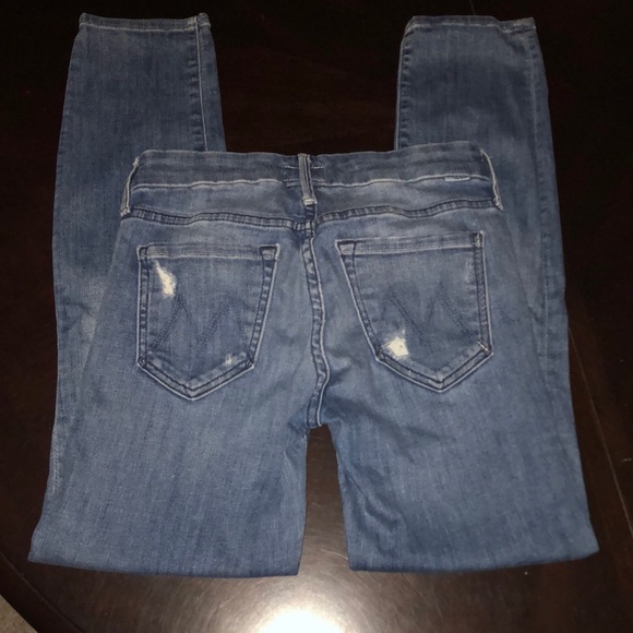 Mother Jeans: “The Looker Crop” in Graffiti Girl, Size 24. - Picture 8 of 14